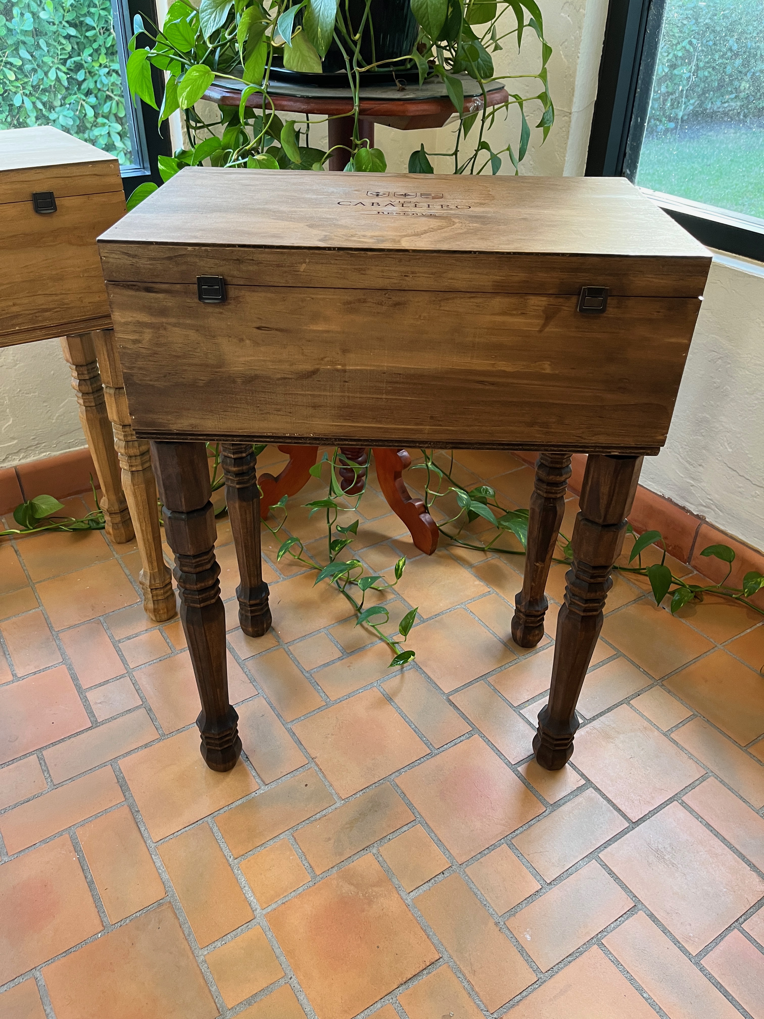 Caballero Wine Crate Table