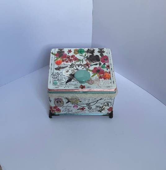 Sea foam Green Jewel Box