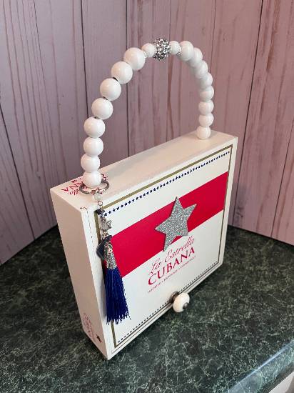 La Estrella Cubana